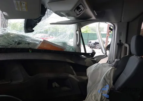 2020 Ford Transit-350 Passenger Van Xlt z USA, uszkodzony, nr VIN 1FBAX2C83LKA24741